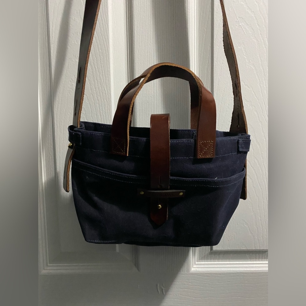 Peg and Awl Women’s Navy Waxed Canvas Crossbody Tote